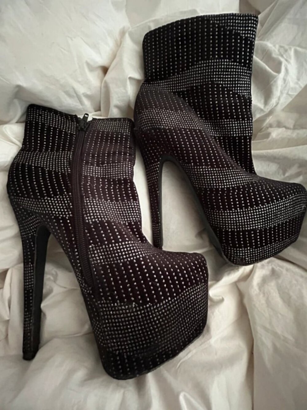 Xtra bdrm exotic fun!